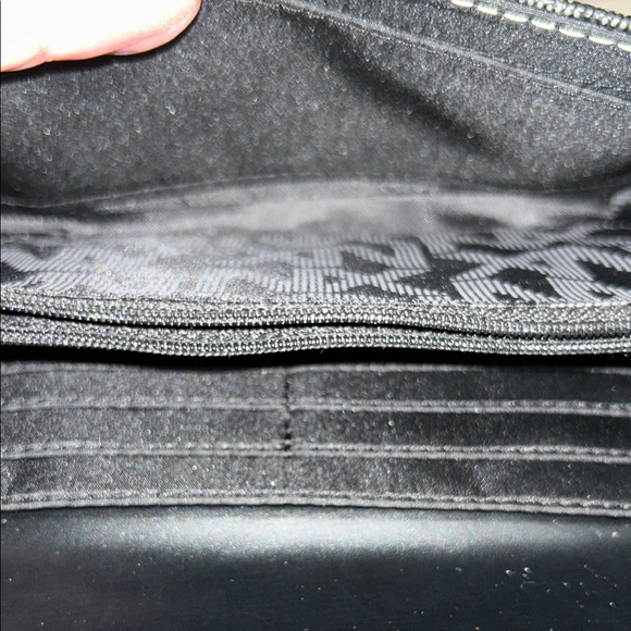 Black and Gray Women's Wallet - Picture 9 of 11